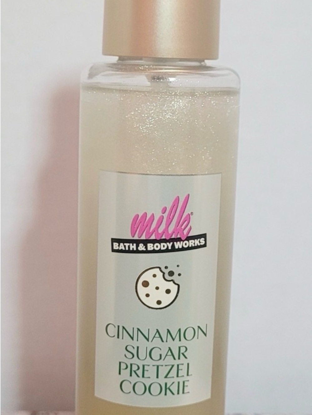 Bath & Body Works Milk Cinnamon Sugar Pretzel Cookie Shimmer Mist - Pink & Gold